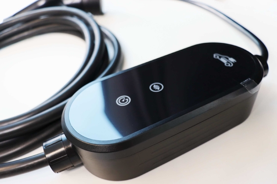 Buon prezzo 3kW Portable EV Charger 16A with Adjustable Current & Delay Charging in linea