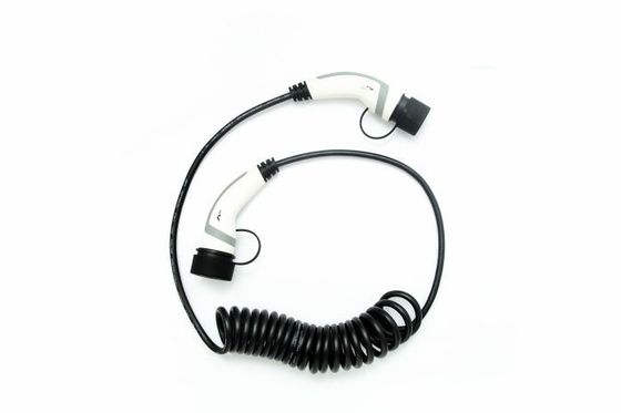 Buon prezzo IEC 62196-2 Standard 32A Corrente nominale tipo 2 a tipo 2 Cavo a spirale per la ricarica dei veicoli elettrici in linea