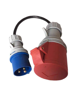 Buon prezzo adattatore di spina di IEC 60309 di 32A 250V 5 Pin To 3 Pin Adapter per CEE To Blue rosso CEE in linea